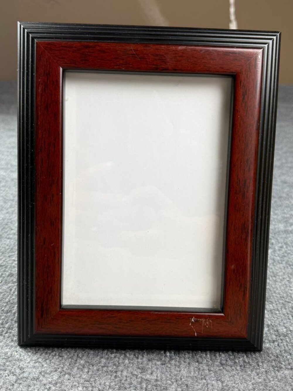 Old Town Designer Series 4x6 Picture Frame Two-Tone Mahogany & Black Wood AS IS